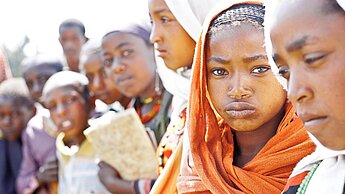 Ihre Kinderpatenschaft in Äthiopien schützt unter anderem Mädchen vor Gewalt.
