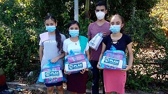 Kits d'hygiène menstruelle dans El Salvador