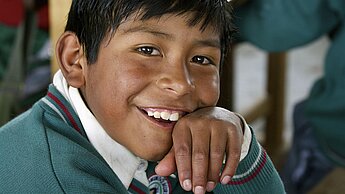 Durch Ihre Kinderpatenschaft in Bolivien ermöglichen wir Kindern den Zugang zu schulischer Bildung.