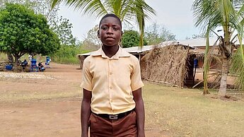 Cephas, 13-jährig, aus Ghana setzt sich für Menstruationshygiene ein