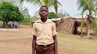 Cephas, 13 ans, du Ghana, fait campagne pour l'hygiène menstruelle