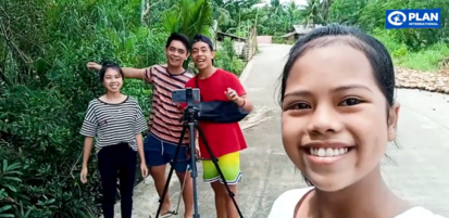 Des jeunes présentent leur vie aux Philippines 