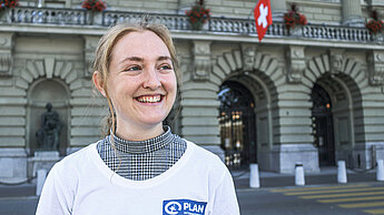 © Plan International Schweiz - Die 20-jährige Waadtländerin, Loukina Tille, wird neben Bundesrat Alain Berset am Weltmädchentag die Eröffnungsrede am Sonderkongress der Weltmeteorologie-Organisation in Genf halten.
