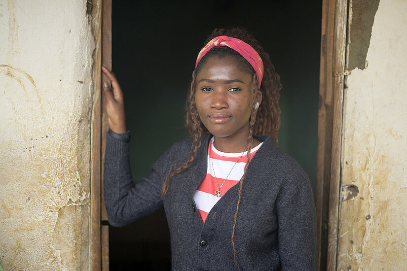 Gradi, 19 ans, réfugiée de la RDC