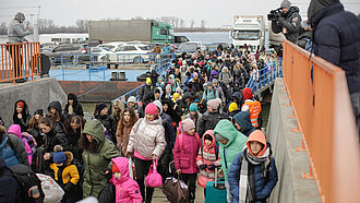 Geflüchtete aus der Ukraine erreichen Rumänien